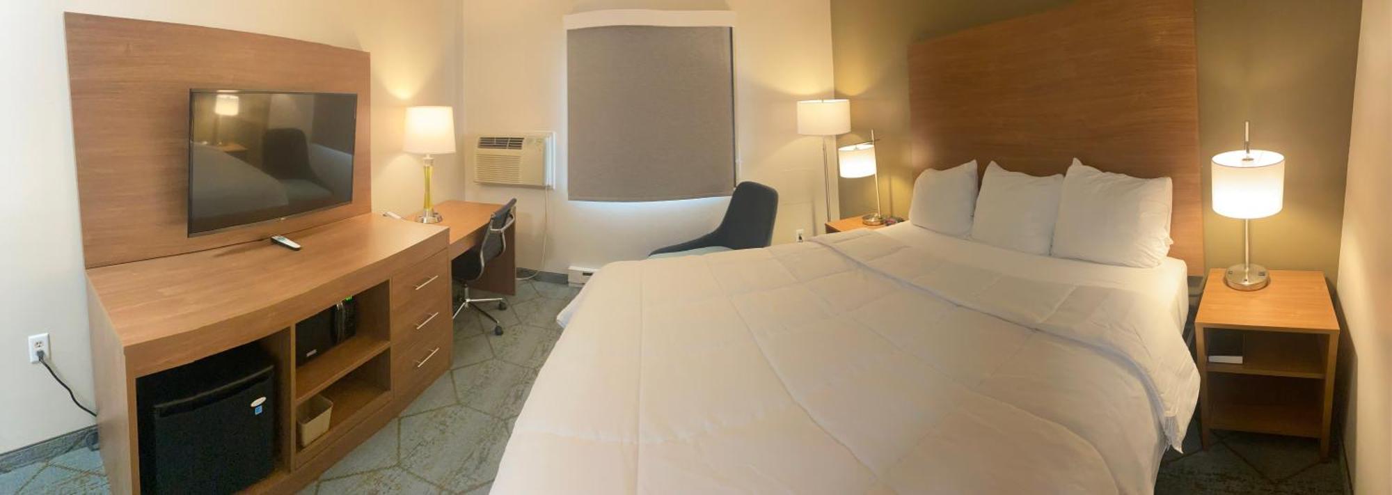 Hotel Baymont By Wyndham Oshkosh Airport Zewnętrze zdjęcie